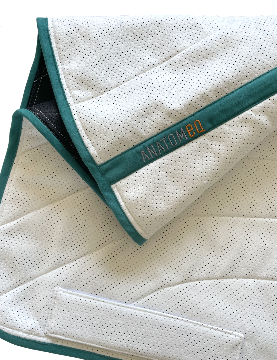 Perfeq Dressage Pad - Discontinued Colors